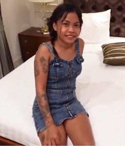 สาวพัทยาคนเล่นเขารู้กัน TukTukpatrol