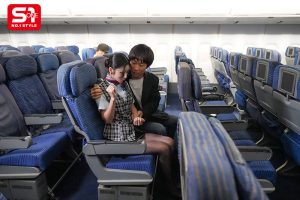 ดูหนังเอวี ไอจืดขึ้นเครื่องยินไปเย็ดแอร์สาวสวย SNOS-180